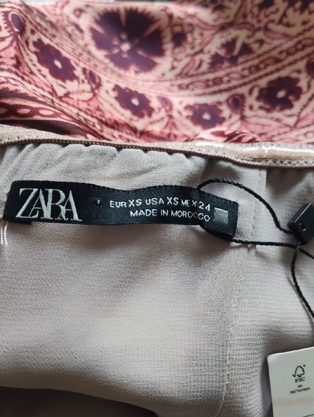 Zara Strapless Paisley Maxi Dress in Pink with Green Trim - Picture 6 of 11